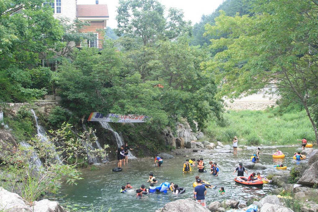 Mir Pension Gapyeong Exterior photo